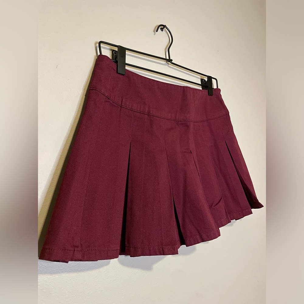 Twill Pleated Mini Skirt - Size Medium